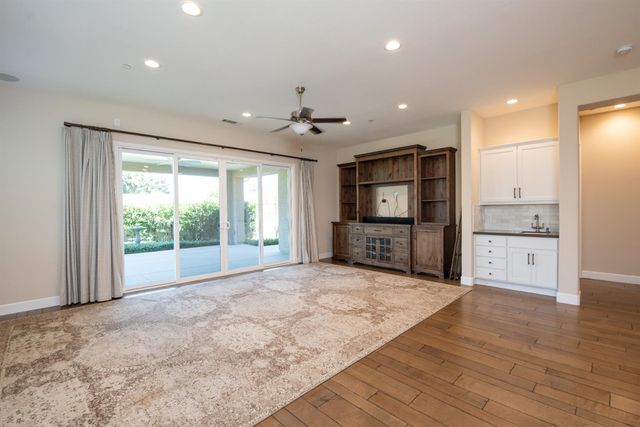 1841 Giardino Way, Modesto, CA 95355
