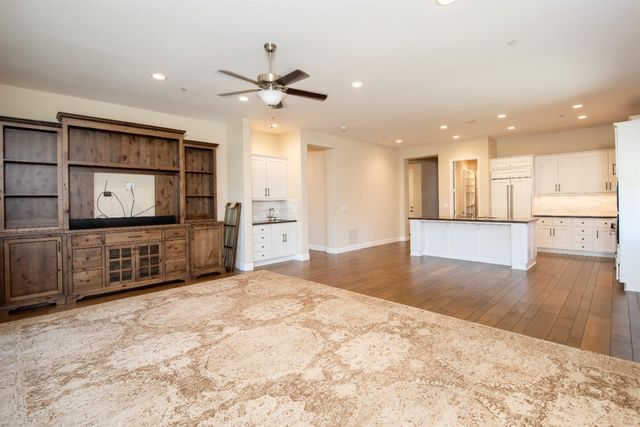 1841 Giardino Way, Modesto, CA 95355
