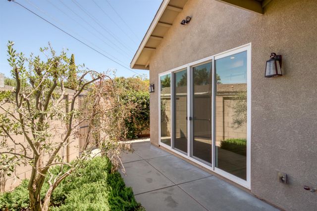 1841 Giardino Way, Modesto, CA 95355