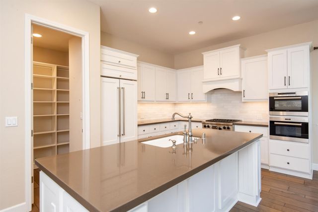 1841 Giardino Way, Modesto, CA 95355