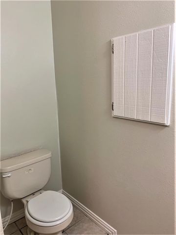 11991 Maple Street, Terrell, TX 75160