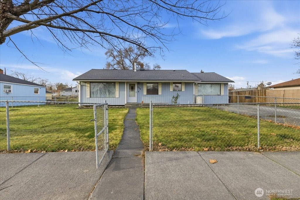 554 N Central Drive, Moses Lake, WA 98837