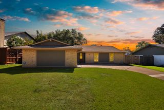 1616 Sara Lane, Richardson, TX 75081