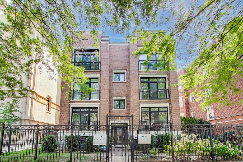 5021 N Kenmore Avenue 2S, Chicago, IL 60640