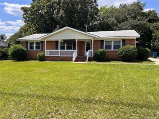 1728 Saint Augustine Avenue, Fayetteville, NC 28304