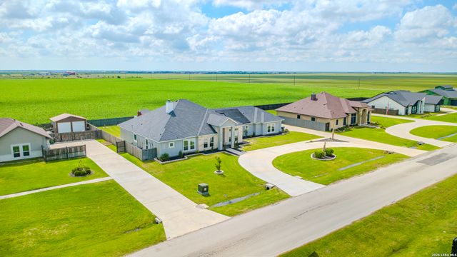2234 Loxley Dr, Corpus Christi, TX 78415
