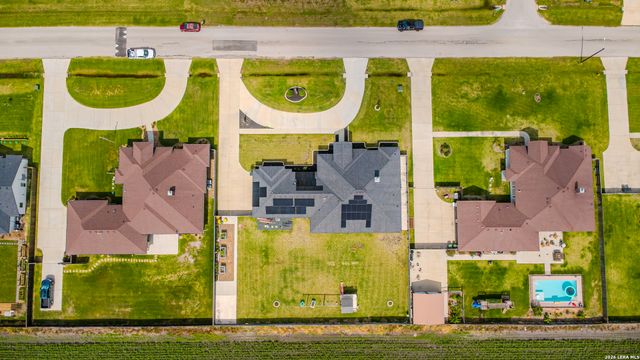2234 Loxley Dr, Corpus Christi, TX 78415