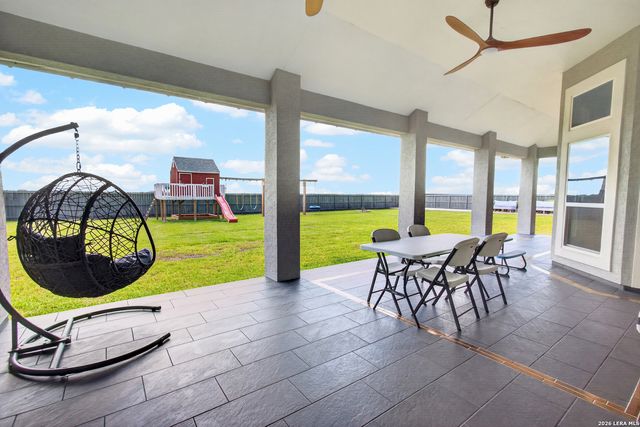 2234 Loxley Dr, Corpus Christi, TX 78415
