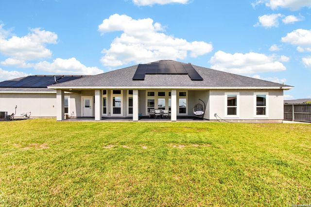 2234 Loxley Dr, Corpus Christi, TX 78415