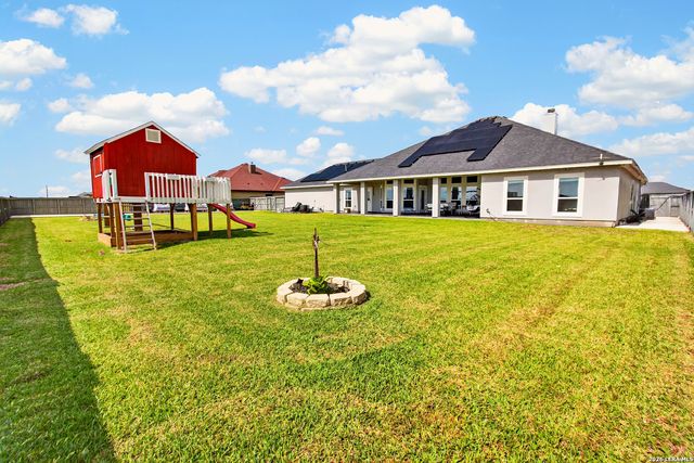 2234 Loxley Dr, Corpus Christi, TX 78415