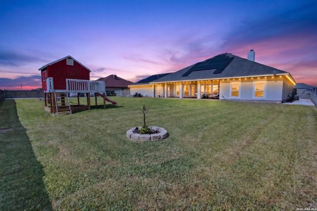 2234 Loxley Dr, Corpus Christi, TX 78415