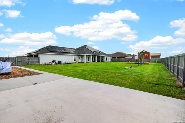2234 Loxley Dr, Corpus Christi, TX 78415