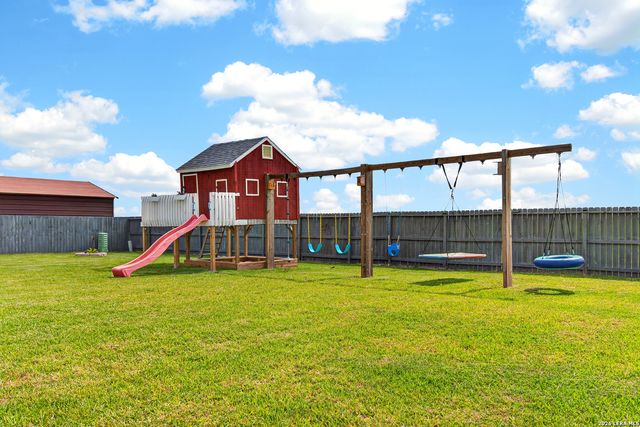 2234 Loxley Dr, Corpus Christi, TX 78415