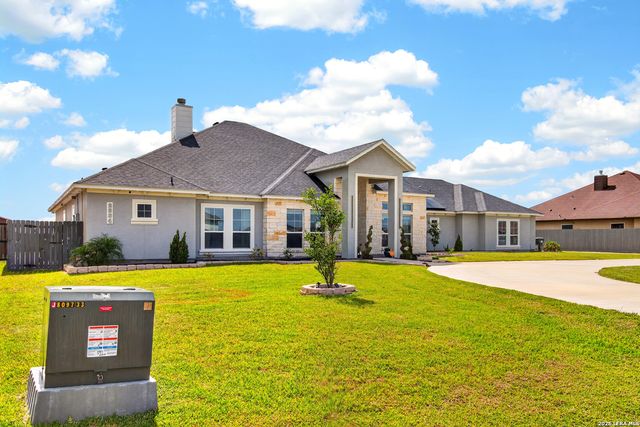 2234 Loxley Dr, Corpus Christi, TX 78415