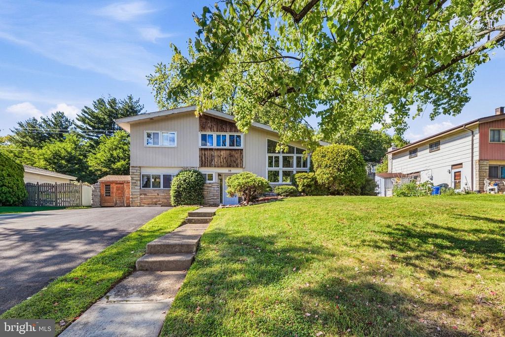 38 RED ROWAN LN #, PLYMOUTH MEETING, PA 19462 — exterior