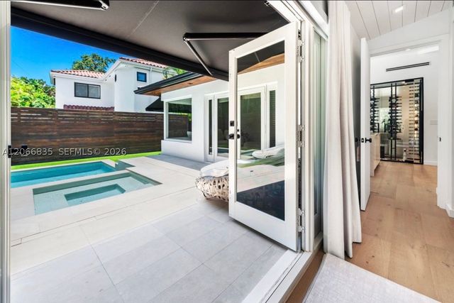 5711 Michelangelo St, Coral Gables, FL 33146