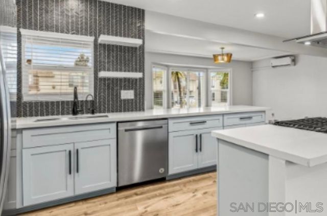 4535 Winona Ave, San Diego, CA 92115