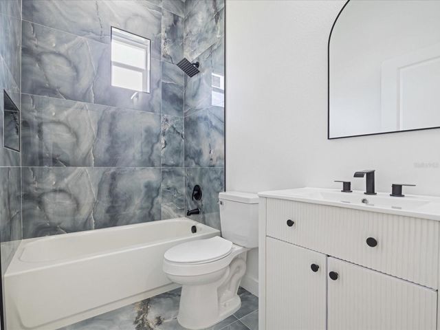 611 ELM STREET, Safety Harbor, FL 34695