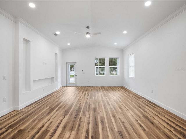 611 ELM STREET, Safety Harbor, FL 34695