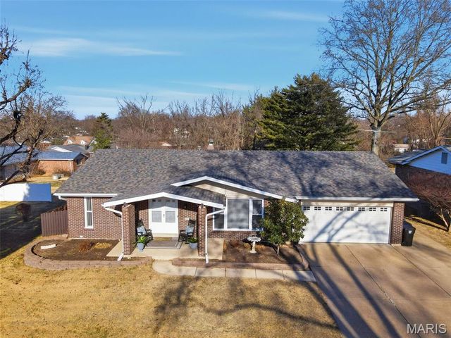 3771 Baville Court, Florissant, MO 63034