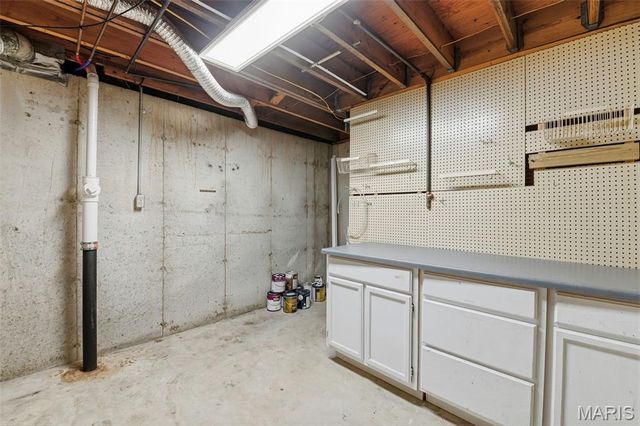 3771 Baville Court, Florissant, MO 63034