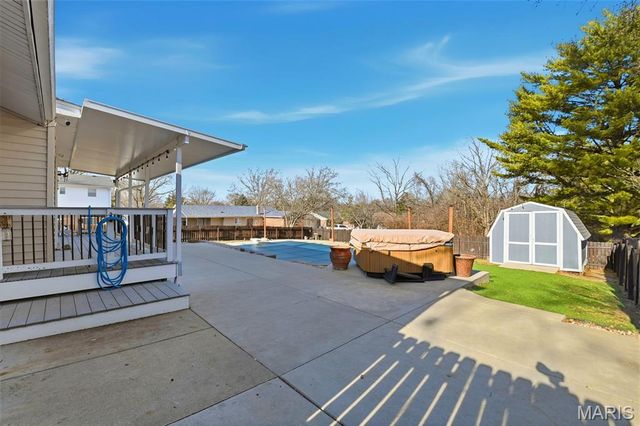 3771 Baville Court, Florissant, MO 63034