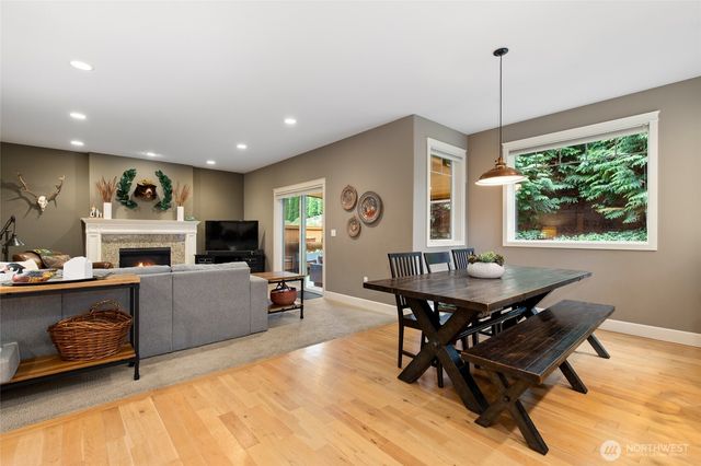 9204 234th Place SW, Edmonds, WA 98020
