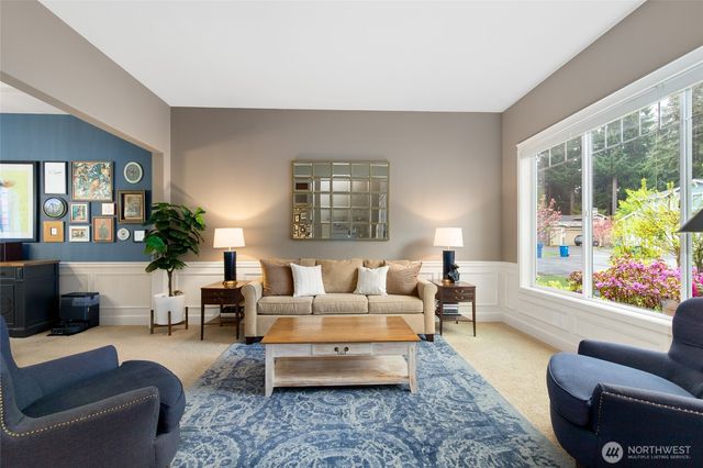 9204 234th Place SW, Edmonds, WA 98020