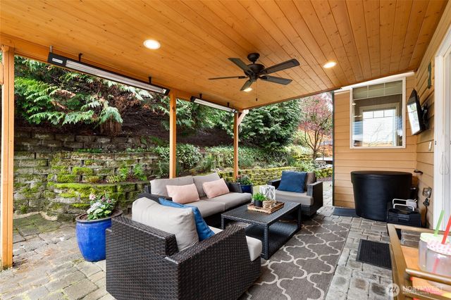 9204 234th Place SW, Edmonds, WA 98020