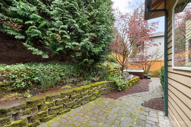 9204 234th Place SW, Edmonds, WA 98020