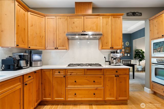 9204 234th Place SW, Edmonds, WA 98020