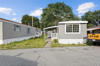 242 Manton Street, Pawtucket, RI 02861