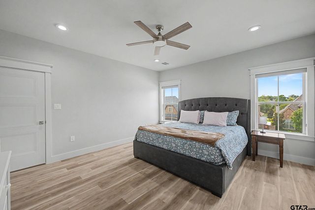 7317 Lake Pointe Cove, Tyler, TX 75703
