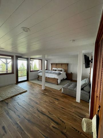 949 Skyline Drive, Tahoe City, CA 96145