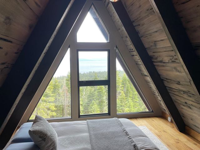 949 Skyline Drive, Tahoe City, CA 96145