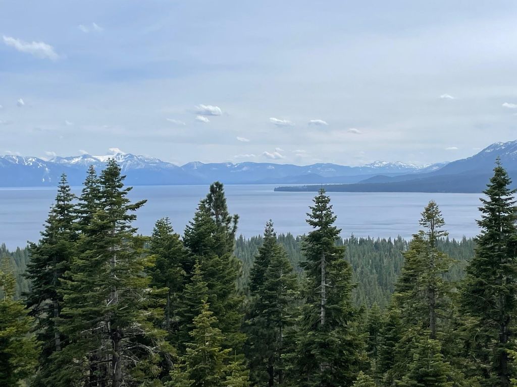 949 Skyline Drive, Tahoe City, CA 96145