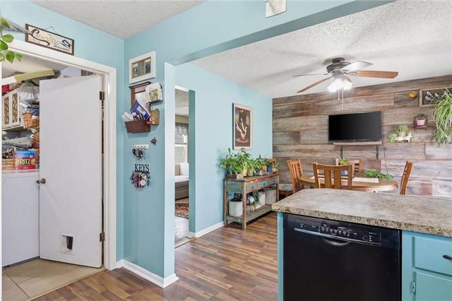 4709 NW Gleason Road, Kansas City, MO 64151