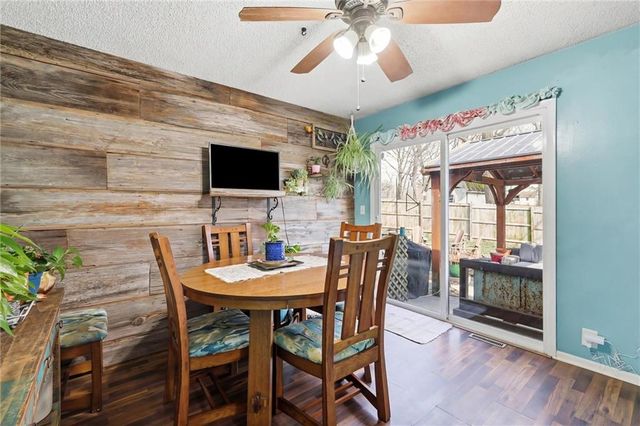 4709 NW Gleason Road, Kansas City, MO 64151