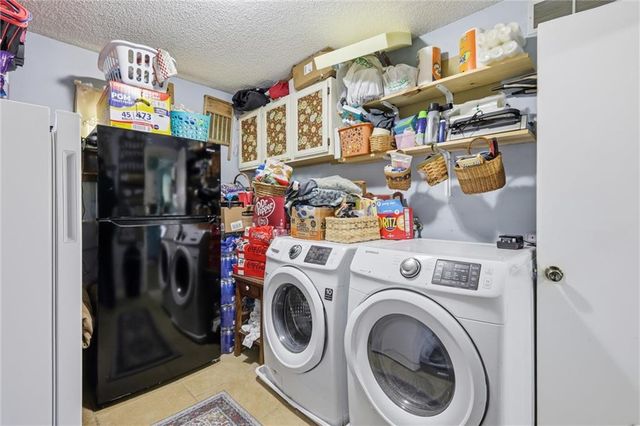 4709 NW Gleason Road, Kansas City, MO 64151