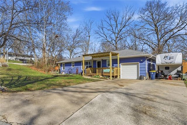 4709 NW Gleason Road, Kansas City, MO 64151