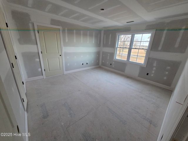 2094 Harris Ridge Road, Winterville, NC 28590