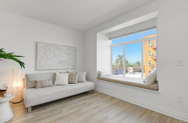 2400 5th Ave 339, San Diego, CA 92101