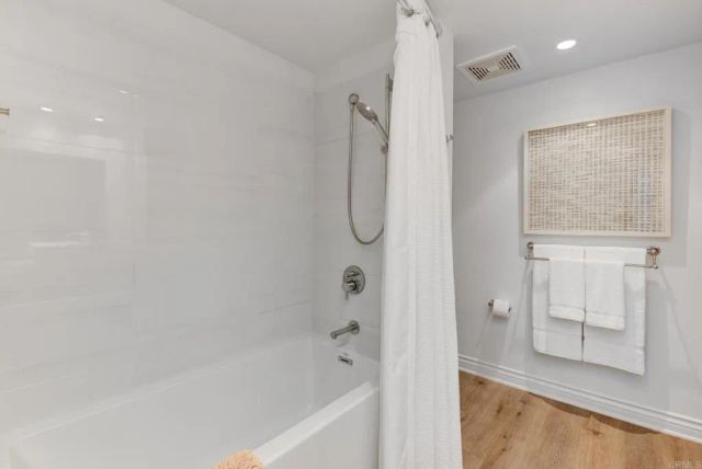 2400 5th Ave 339, San Diego, CA 92101