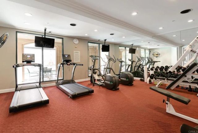 2400 5th Ave 339, San Diego, CA 92101