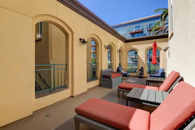 2400 5th Ave 339, San Diego, CA 92101