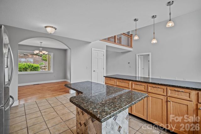 77 Paradise Ridge, Marshall, NC 28753