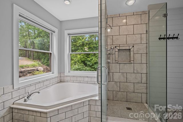 77 Paradise Ridge, Marshall, NC 28753
