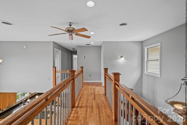 77 Paradise Ridge, Marshall, NC 28753
