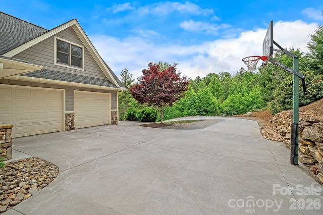 77 Paradise Ridge, Marshall, NC 28753