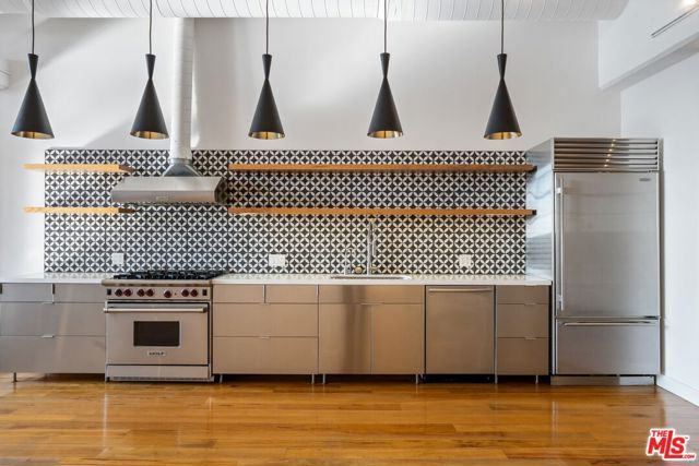 1850 Industrial Street 710, Los Angeles, CA 90021